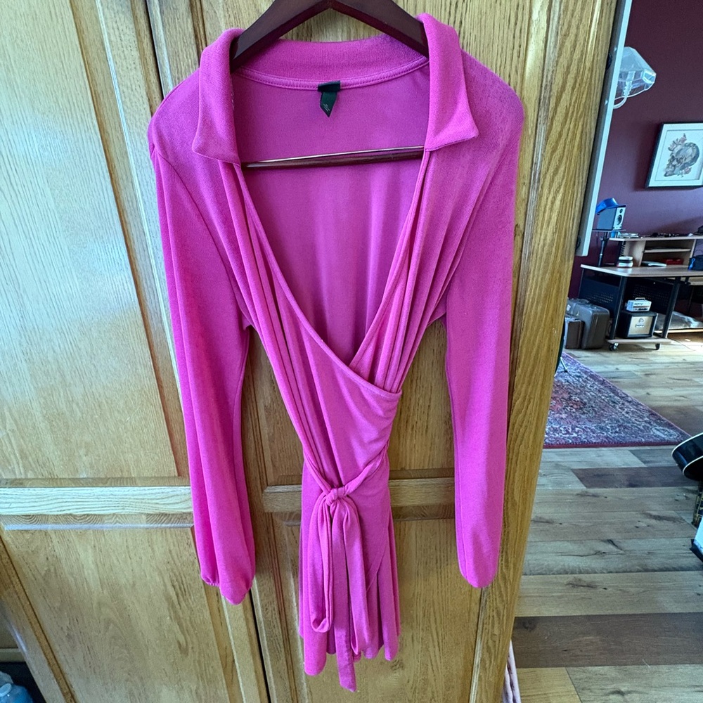 Wild Fable Fuchsia collared wrap dress